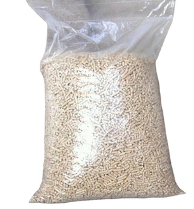 Vente en gros de granulés de bois de pin de qualité A1, haute densité, faible humidité, biomasse, briquettes en emballage plastique de 15 kg - Product Image 1