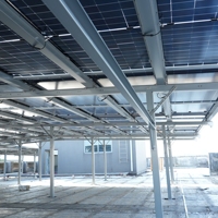 Système de montage solaire BIPV modulaire revêtu, étanche, anti-typhon, 16 modules, assemblage sans soudure par vis, pour terrain ouvert, garantie 25 ans