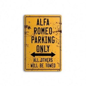 Letrero de Metal Personalizado ROMÁNTICO para Estacionamiento, Arte de Pared con Diseño Creativo, Placa Decorativa Cuadrada con Patrón de Animales para Colgar - Product Image 1