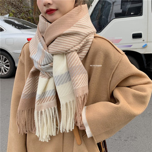 Écharpe en sergé épais personnalisée avec sélection stricte pour le style d'hiver long des femmes, style de couple, châle multifonctionnel élargi - Product Image 4