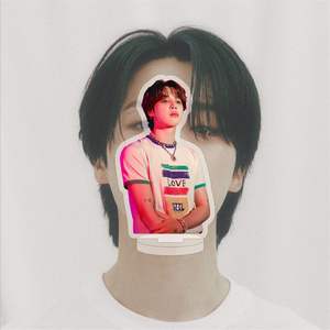 KPOP Idol Bangtan Boys Jimin Like Crazy Face Support en acrylique pour voyageur debout en <span class=keywords><strong>plastique</strong></span> <span class=keywords><strong>transparent</strong></span> - Product Image 5