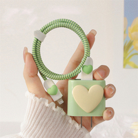 2023 nouveau mignon amour coeur protecteur ligne de données enrouleur de câble en spirale casque chargeur câble de données couvercle de protection fil accessoires