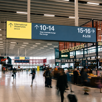 Panneaux lumineux double face en acier inoxydable, vente en gros d'usine, signalétique intérieure pour gares, aéroports et centres commerciaux