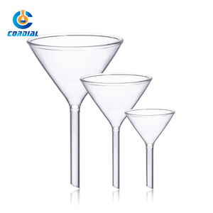 Entonnoir à tige courte en verre clair cordial pour utilisation en laboratoire - Product Image 4