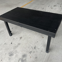 Plataforma de Escenario Portátil de Aluminio con Patas Cuadradas Negras, Piso de Madera Contrachapada para Conciertos y Eventos