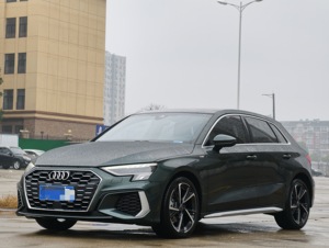 SUV de luxe <span class=keywords><strong>2021</strong></span> <span class=keywords><strong>Audi</strong></span> <span class=keywords><strong>A3</strong></span> <span class=keywords><strong>Sportback</strong></span> 35 TFSI Fashion Sport Conduite à gauche <span class=keywords><strong>Prix</strong></span> abordable Voiture d'occasion - Product Image 1