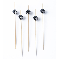 Creatieve Fruit Cocktail Sticks Wegwerp Bamboe Plastic Zwarte Dobbelstenen Voor Cake Decoraties Voor Kamperen