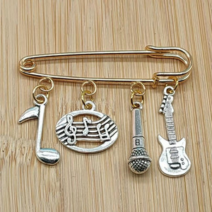 New Fashions Piano Professeur Broche <span class=keywords><strong>Pianiste</strong></span> Cadeau Guitare Notes De Musique Microphone Pendentif Bijoux Faits À La Main Nouvelle Arrivée - Product Image 1