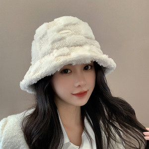 Chapeau bob unisexe en peluche chaude, style vintage de luxe, réglable pour le sport et le cyclisme – Grande Vente - Product Image 6