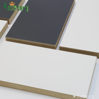Panneau PET 1220*2440 18mm Noir Blanc Super Mat Brillant PET MDF pour Meubles