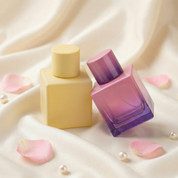 Flacons de parfum de qualité 100 ml en verre carré, design moderne élégant et personnalisable, fabriqués par Anding.