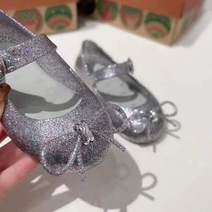 Chaussures plates en PVC pour enfants, style gelée, avec nœud, pour l'été, modèle princesse - Product Image 3