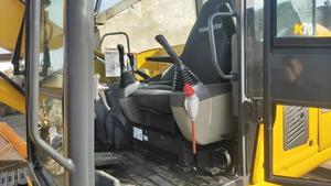 Miniexcavadora Komatsu PC70 Usada de 7 Toneladas con Componentes Hidráulicos Incluidos: Motor y Bomba en Venta - Product Image 3