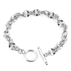 Women's Gold Tone Chain Bracelet With Insect Charm And O Ring Clasp Fashion Jewelry <b>Gift</b> - Product Image 5