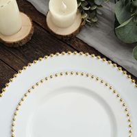 Assiettes de présentation de luxe en plastique blanc avec bord doré, 13 pouces, transparentes et perlées, réutilisables, pour mariages (vente en gros)