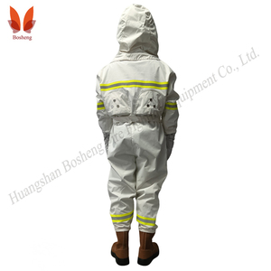 Combinaison anti-abeilles pour <span class=keywords><strong>pompier</strong></span>, combinaison <span class=keywords><strong>de</strong></span> travail <span class=keywords><strong>de</strong></span> sécurité une pièce, polypropylène blanc, réfléchissant et respirant - Product Image 5