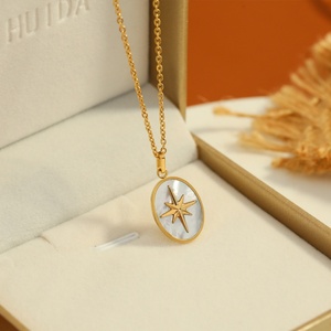 Collar de Concha Blanca Octogonal Ovalada Estilo Vintage Francés, Cadena Versátil de Acero Inoxidable Dorado para Mujer, Regalo - Product Image 3