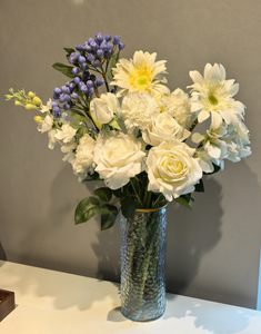 Bouquet de roses turques hydratant au toucher réel |   Fleur artificielle de haute qualité pour une décoration intérieure élégante - Product Image 5