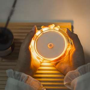 Lampu malam LED desain Modern dapat diisi ulang USB, lampu malam Sensor gerak untuk penggunaan rumah tangga otomatis mengeluarkan cahaya putih hangat - Product Image 1