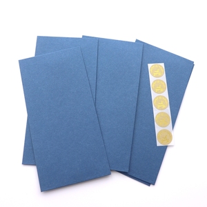 Enveloppes personnalisées de qualité supérieure 230 g/m² avec estampage à chaud doré, couleurs standard unies. Idéal pour les cadeaux et les contextes professionnels - Product Image 5