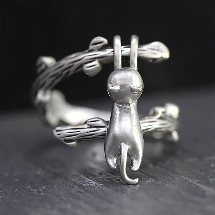 2023 Popular Copper Silver Plated Cat Rings Adjustable Creative Cat Climbing Ring for Women Men