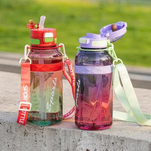 Grande <span class=keywords><strong>Gourde</strong></span> de <span class=keywords><strong>Sport</strong></span> en Plastique Grande Capacité 1500ML avec Paille et Poignée - Product Image 2