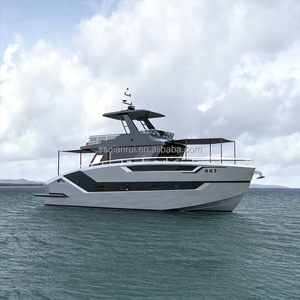 Yacht à moteur de 16,1 m, déplacement de 22,5 T, deux moteurs, 30 nœuds, 12 personnes, largeur de 4,7 m, pont multi-niveaux, flybridge, salon fermé, cabine marine - Product Image 1