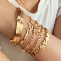 Bracelet à lettres multicouches, double fleur d'amour, bracelet ouvert, bracelet symbole or pour la vente en gros aux bijouteries N25946