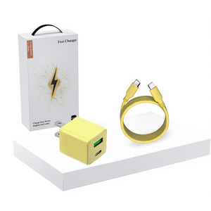 อะแดปเตอร์ชาร์จเร็ว TKT 20W PD QC4.0 แบบพกพา พอร์ต USB-A และ Type-C สำหรับชาร์จโทรศัพท์มือถือ แท็บเล็ต กล้อง หูฟัง MFI - Product Image 1