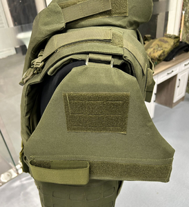 Gilet Tattico di Alta Protezione con Clip Antiproiettile in Kevlar, Compatibile con Piastre di Peso Livello 4 - Product Image 4