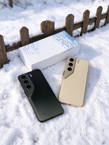 Camon 40 Pro, smartphone abordable et très demandé, double SIM 4G/5G mondial, design ultra-fin et tendance, grand écran - Product Image 2