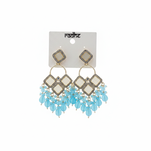 Pendientes colgantes de cuentas y piedra Kundan chapados en oro Moda 11103267SBL - Product Image 2