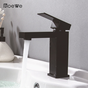 Robinet de lavabo monocommande en or rose pour salle de bain, à poser sur le comptoir, pour lavage des mains - Product Image 5