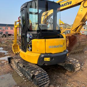 Mini-excavatrice d'occasion KomatsuPC40 de 4 tonnes, 5 tonnes, prix bas et haute qualité en stock, chenille hydraulique avec peu d'heures de travail - Product Image 4