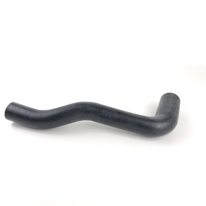 อินเตอร์คูลเลอร์ยาง EPDM สีดำและท่อหม้อน้ำสำหรับระบบทำความเย็นรถบรรทุก - Product Image 5