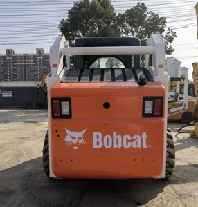 Minicargadora Bobcat S130 S160 S185 S300 Usada de Excelente Rendimiento, Minicargadora de Segunda Mano en Shanghái - Product Image 2