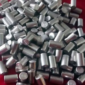 Granulés de molybdène de taille 3x3 mm, pureté 99,95 %, pour la recherche en laboratoire - Product Image 4