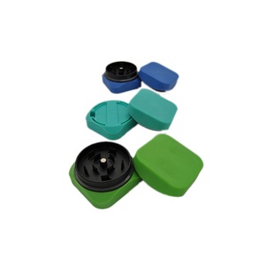 Logotipo renunciar de Metal útil Herb Grinder hecho a mano de tabaco en hoja de - Product Image 5