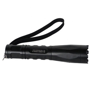 Cường độ cao chiến thuật đèn pin IP65 không thấm nước USB sạc LED với chùm điều chỉnh và tấn công đầu cho an ninh công cộng - Product Image 4