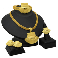 Parure de Bijoux Ras de Cou de Mariée Indienne, Plaqué Or 24 Carats, Collier Boucles d'Oreilles Bague Bracelet Style Dubaï, Vente en Gros pour Femmes