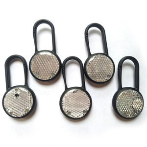 Vòng LED Keychain ánh sáng phản chiếu <span class=keywords><strong>Flash</strong></span> cảnh báo Ba lô tương thích đèn Pin đèn <span class=keywords><strong>flash</strong></span> Carabiner bao gồm khuyến mại <span class=keywords><strong>keyrings</strong></span> - Product Image 5