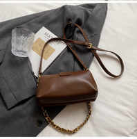 Sac à main rétro pour femme, personnalisé, en cuir tressé avec chaîne, boucle ronde dorée, idéal pour les sorties décontractées et les soirées.