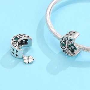 Abalorio Colgante de Plata S925 con Luna Creciente Hueca, Trébol Esmaltado y Circonita Verde, Estilo Vintage, para Pulsera de Cadena de Serpiente, Regalo para Mujer - Product Image 2