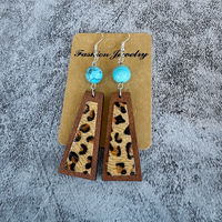 Boucles d'oreilles en cuir vintage, boucles d'oreilles à breloques turquoise, boucles d'oreilles en cuir imprimé léopard, imprimé vache, bijoux pour femmes