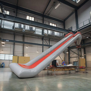 Glissière d'évacuation gonflable portative pour l'évacuation d'avions d'urgence Glissière d'évacuation d'urgence en PVC - Product Image 1