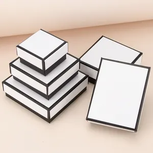 カスタム印刷された紙の小さなパッケージのプレゼントゲストのためのかわいいリボンの結婚式のキャンディーミニギフトボックス