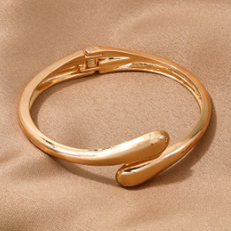 Bangle  -Gold