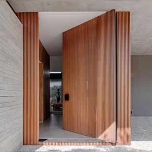 Porte d'<span class=keywords><strong>entrée</strong></span> pivotante en bois massif moderne pour les villas résidentielles australiennes Conception de lamelles verticales extérieures pour les entrées de <span class=keywords><strong>maison</strong></span> - Product Image 2