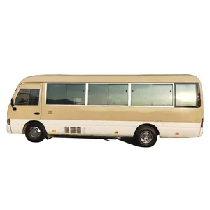 Отличная рабочая эффективность, бывший в употреблении мини-автобус toyotai coaster с левой рукой для 30 пассажиров, внедорожный автобус