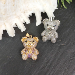 שרשרת דובי זהב באיכות גבוהה 18 קארט זהב לנשים דוב קסם בעלי חיים חמוד קסם רנינסטון חומר פליז - Product Image 1